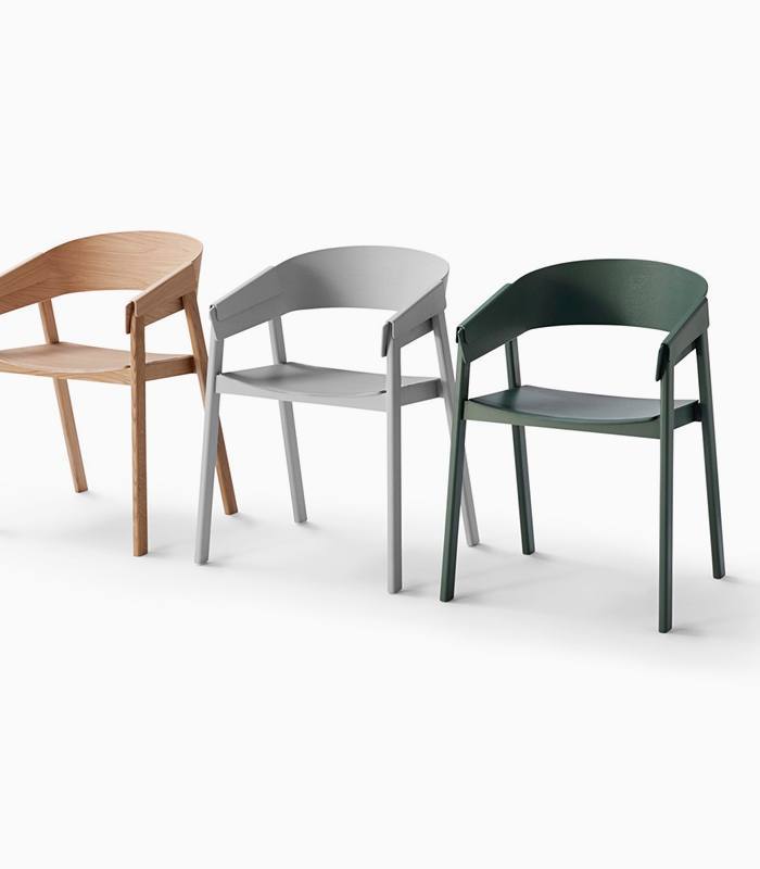 Wooden naïve chair